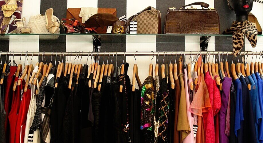 _0006_How to Shop Vintage_ Tips for Finding Timeless Pieces